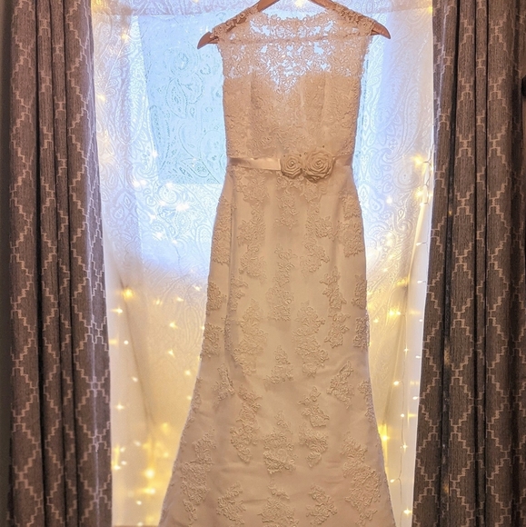 Venice Lace Appliqués Morilee Wedding Dress w tags - Picture 1 of 7